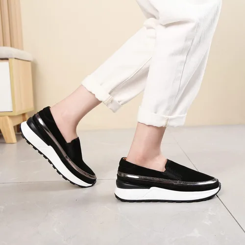 Vista 8 de Ruiatoo Zapatos de plataforma para mujer, cómodos mocasines de gamuza sin cordones, mocasines de cuña casuales