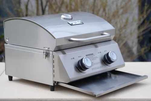 Vista 11 de Monument Grills Parrilla de gas propano de mesa para acampar al aire libre portátil cocinar con cerraduras de viaje, tapa alta de acero inoxidable