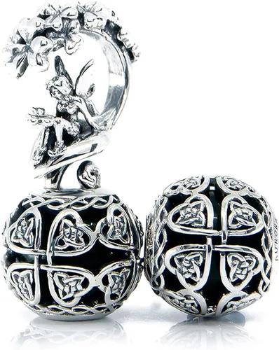 Vista 4 de Colgante de plata de ley irlandesa S925, diseño de hada irlandesa de trébol de la buena suerte, hada voladora mágica, regalo del día de San