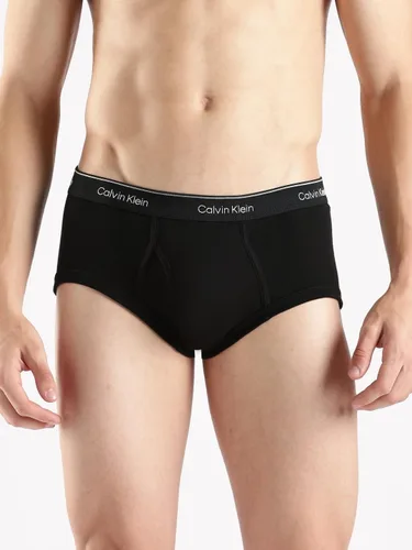 Vista 2 de Calvin Klein Calzoncillos tipo brief clásicos de algodón para hombre, paquete de 3