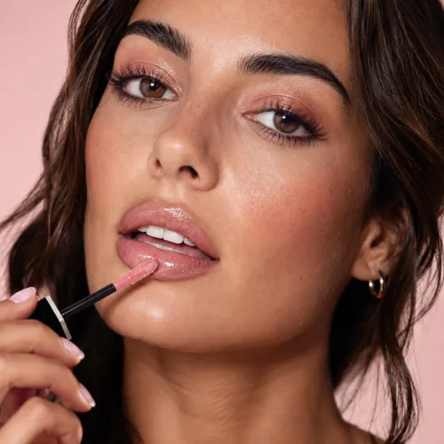 Vista 11 de nude envie - Brillo de labios - Acabado de alto brillo - Hidratante y fácil aplicación - Hidratación de lujo - Fórmula antiadherente - Con vitamina