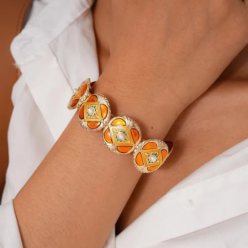 Vista 4 de Pulsera de oro para mujer, pulseras Strecth con círculo geométrico a la moda, joyería de tendencia de mariposa