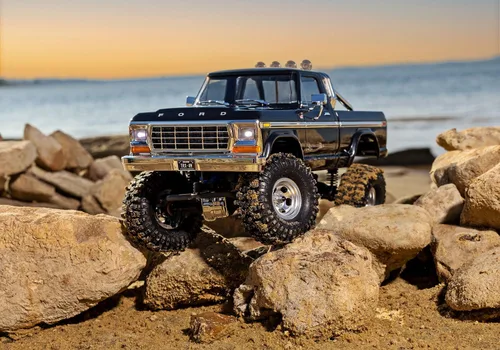 Vista 7 de Traxxas 1/18 TRX-4M F-150 Camión Crawler de Sendero Alto