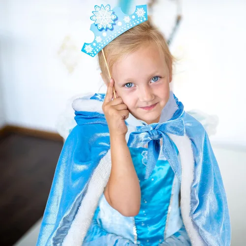 Vista 5 de Unittype Capa de princesa azul con capucha para niña, disfraz de princesa para Navidad, Año Nuevo, cumpleaños, fiesta de cosplay