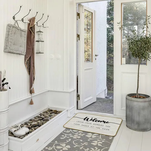 Vista 2 de Burosev Felpudo decorativo con texto en inglés "Welcome Leave Your Worries and Your Shoes at The Door", tapete decorativo sin zapatos, decoración