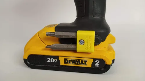Vista 8 de Soporte magnético para brocas DEWALT 20V, Galactic Gadgets (negro)
