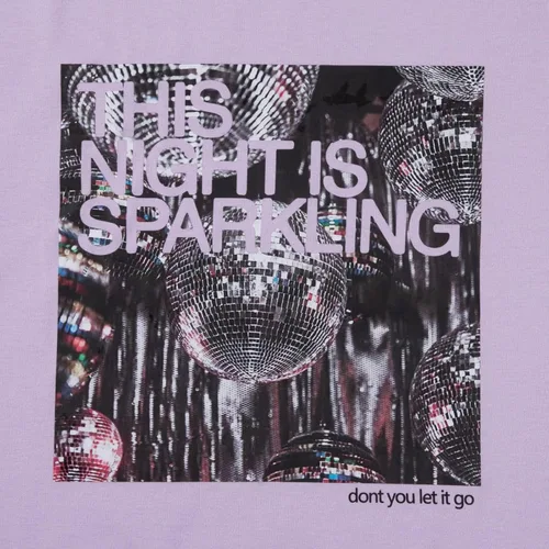 Vista 6 de This Night is Sparkling Camisa de gran tamaño para mujer, camiseta para amantes de la música, camiseta de concierto vintage, camiseta de concierto