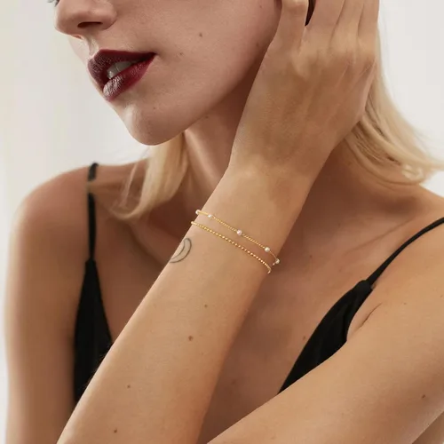 Vista 2 de Risyfjew Pulsera de cadena de perlas delicadas de oro de 14 quilates para mujer, ajustable, cultura barroca y joyería de regalo para madre, esposa