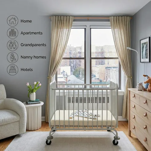 Vista 8 de L.A. Baby Deluxe Holiday Mini/Cuna plegable portátil de metal, color blanco Metal frame, locking caster wheels, tool-free fold, fits standard