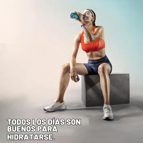 Vista 4 de Polvo para preparar bebida natural de electrolitos, libre de gluten, contenedor con 80 porciones, marca Vitalyte, cítrico (Cool Citrus)