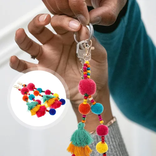 Vista 9 de DECHOUS Accesorios para colgar en el espejo del automóvil, 2 unidades, con borlas, colgante, borla en capas, llavero para mujeres y niñas, bolso