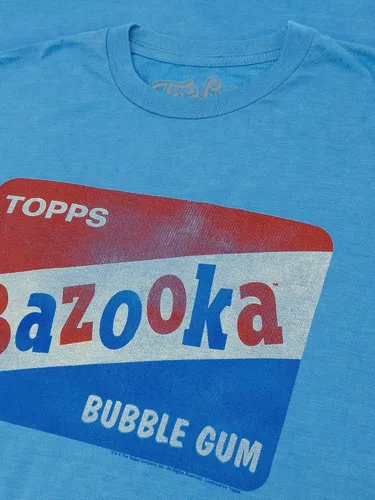 Vista 2 de Tee Luv Camiseta Bazooka Bubble Gum para hombre - Vintage Topps Candy Logo Shirt