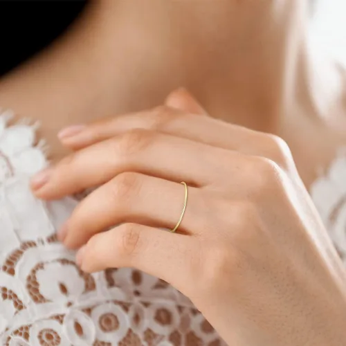Vista 7 de Szul - Anillo delgado apilable de oro amarillo 14K, banda (.75 mm)., oro amarillo, 7.5, WBU58059-75