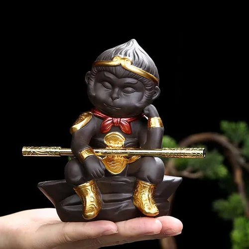 Vista 3 de Estatua del rey mono, linda figura de monje zen de Sun Wukong Buda, escultura china de viaje al monje del oeste con abrazo dorado, mascota de té