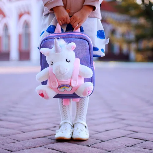 Vista 2 de Kozely Mochila pequeña para niñas, mochila de felpa de unicornio pequeña para niños, rosa y morado para la escuela, Navidad, regalos de cumpleaños