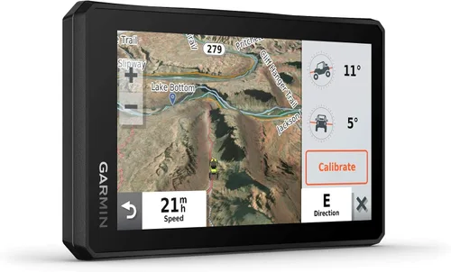 Vista 3 de Garmin Tread Powersport Offroad Navigator con radio grupal con caja de interruptores digitales Garmin PowerSwitch y paquete de energía