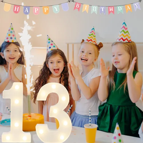 Vista 3 de Números Decorativos con Luces LED, Decoraciones de Cumpleaños número 13, Luces de Números LED Blanco Cálido, Letrero de Número de Marquesina