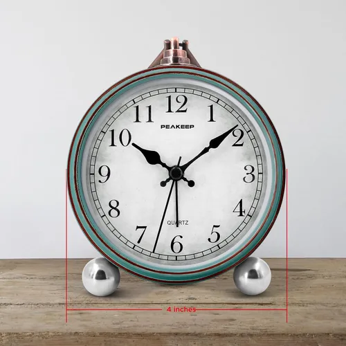 Vista 7 de Peakeep 4" Pequeño Reloj Despertado Retro Analógico a Batería para Decoración de Habitación, Reloj de Noche Silencioso Elegante para Escritorio