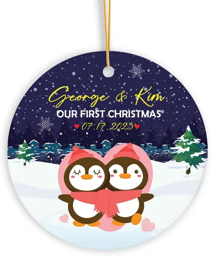 Vista 17 de Adorno de Navidad personalizado para parejas, adorno de nuestra primera Navidad juntos, regalo de recuerdo personalizado para parejas, adorno