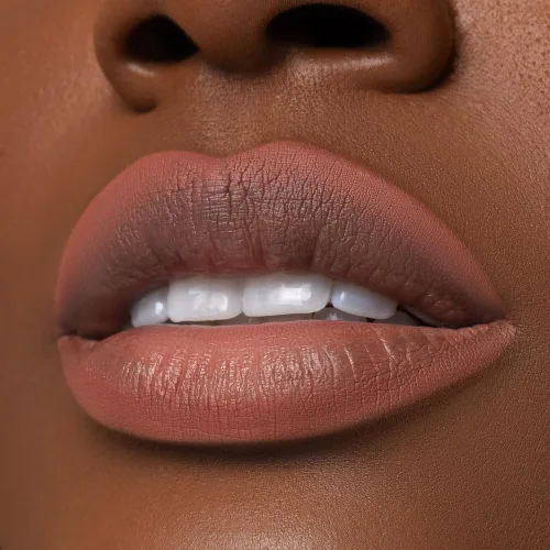 Vista 4 de Delineador de labios retráctil impermeable con afilador integrado por Beauty Creations NUDEX Collection (Always Extra 08)