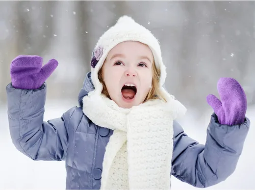 Vista 6 de Boao 12 pares de guantes de invierno para niños pequeños, guantes de punto para niños, guantes mágicos cálidos para niños y niñas, suministros