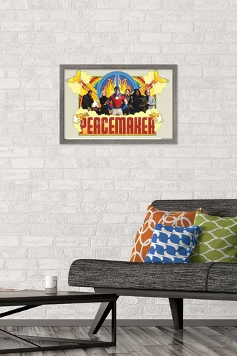 Vista 2 de Trends International DC Comics TV Peacemaker - Póster de pared de grupo, 22.4 pulgadas de largo x 14.7 pulgadas, versión enmarcada de madera