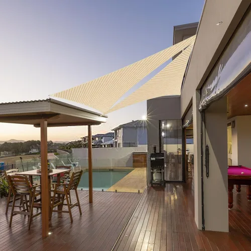 Vista 7 de Toldo triangular de 5 x 5 x 5 pies con borde recto, color beige, toldo triangular para exteriores, cubierta de pérgola con bloqueo UV, personalizable
