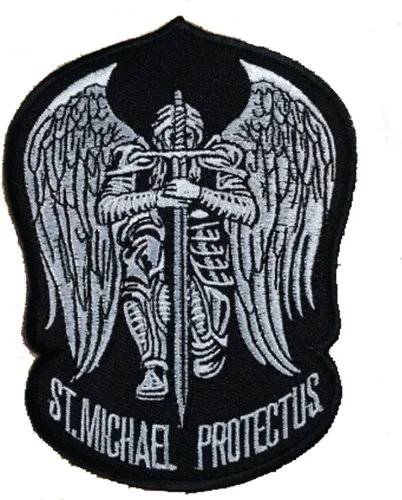 Vista 2 de St Michael Protect Us - Parche táctico bordado