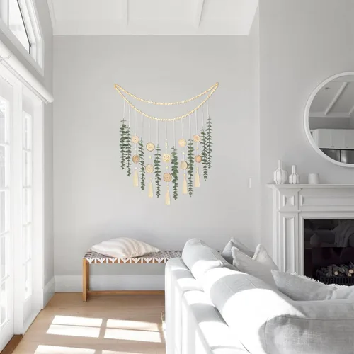 Vista 7 de Decoración de pared de eucalipto artificial con bola de mimbre, decoración bohemia natural para el hogar, guirnalda de cuentas de madera colgante