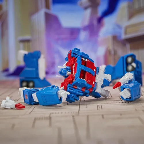 Vista 7 de Transformers Toys Studio Series Commander The Movie 86-21 Ultra Magnus Juguete, 9.5 pulgadas, Figura de acción para niños y niñas de 8 años