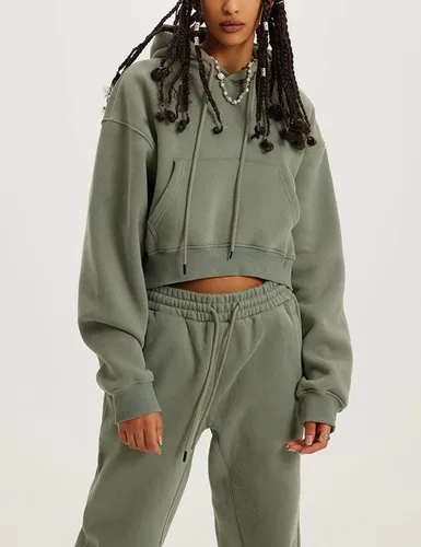 Vista 2 de Kissonic Conjunto deportivo de forro polar para mujer, 2 piezas, sudadera con capucha y pantalones deportivos