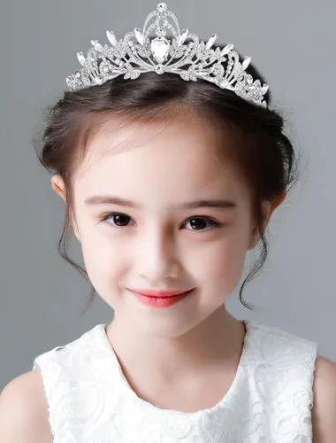 Vista 4 de TOBATOBA Tiaras para mujeres y niñas, tiaras de boda de cristal para novia, coronas para quinceañeras de 15 años 2023, tiara de quinceañera