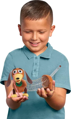 Vista 3 de Just Play - Juguete Slinky de Disney y Pixar, Toy Story, perro de juguete para niñas y niños de 3 años, juguetes para niños de 18 meses