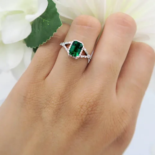 Vista 7 de Dazzlingrock Collection 7x5mm Emerald Cut Lab Created Emerald & Round White Diamond Halo Split Shank Engagement Ring for Women in 925 Sterling Silver