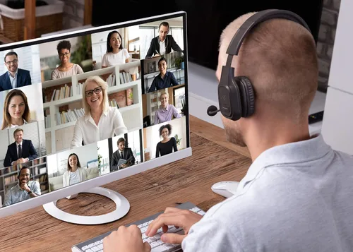 Vista 4 de Aluratek Auriculares inalámbricos Bluetooth 5.0 ABHM100F - Auriculares de alta fidelidad con cancelación de ruido, micrófono integrado, cómodas