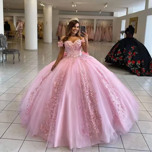 Vista 4 de XYAYE Vestidos de quinceañera con hombros descubiertos para mujer, vestido de fiesta hinchado de flores 3D, vestido de fiesta de encaje con cuentas