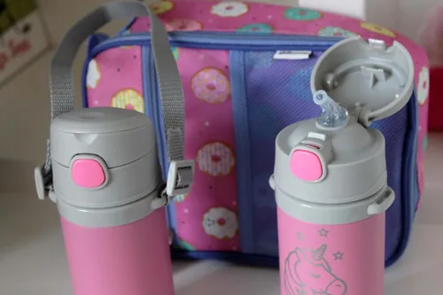 Vista 8 de Vaso de metal para niños, vaso de metal grabado para niños, vaso personalizado para niños pequeños, vaso de metal aislado para niños, rosa, negro