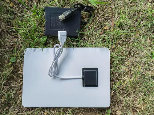 Vista 5 de HUI YINGC Cargador de energía solar con panel solar portátil de 5 vatios para baterías recargables de 1.2 V AA y AAA para el hogar, con panel solar