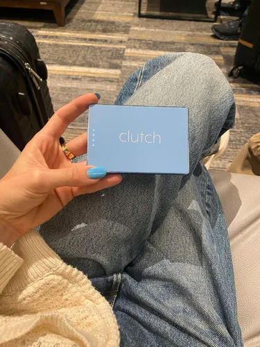 Vista 8 de Clutch - Cargador portátil Pro USB-C - Compatible con dispositivos iPhone 15, 16, 17 y Android - Batería magnética de banco de energía - Aprobado