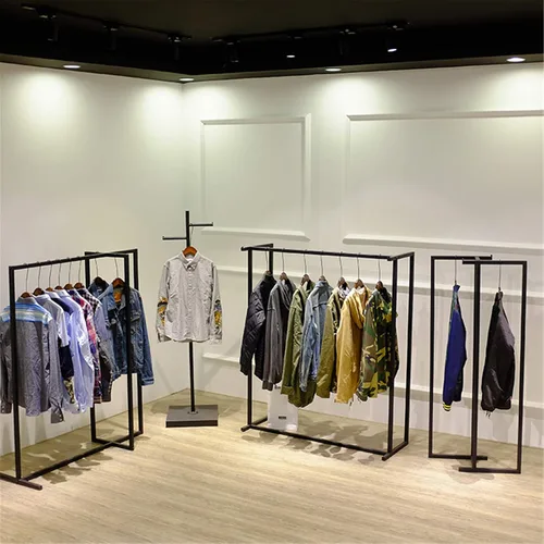 Vista 4 de Mlaea Perchero irregular, estante de tubo resistente con 2 rieles para colgar, tendedero de piso a techo para abrigos, pantalones, para tienda