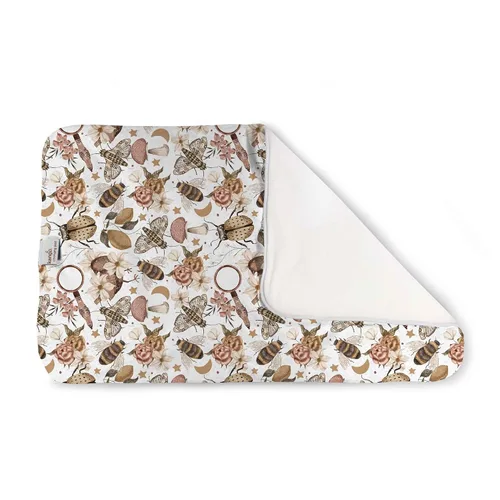 Vista 13 de Kanga Care Reusable Absorbent & Waterproof Changing Pad 24" x 15" - Aspenglow