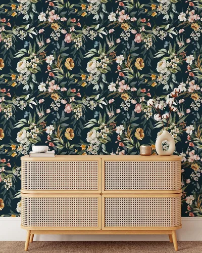 Vista 4 de Papel pintado de flores oscuras Papel tapiz floral autoadhesivo extraíble Papel tapiz de peonías y hojas para despegar y pegar