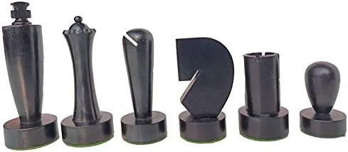 Vista 4 de Único juego minimalista de piezas de ajedrez de la serie del siglo XIX, boj ebonizado y boj natural, 2 reinas adicionales, tamaño King 3.8