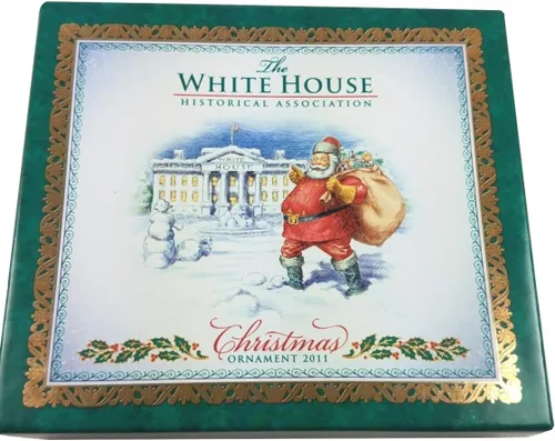 Vista 4 de 2011 Adorno de Navidad de la Casa Blanca, Santa visita la Casa Blanca 24k gold-finished brass in gold and red. Honors Theodore Roosevelt.