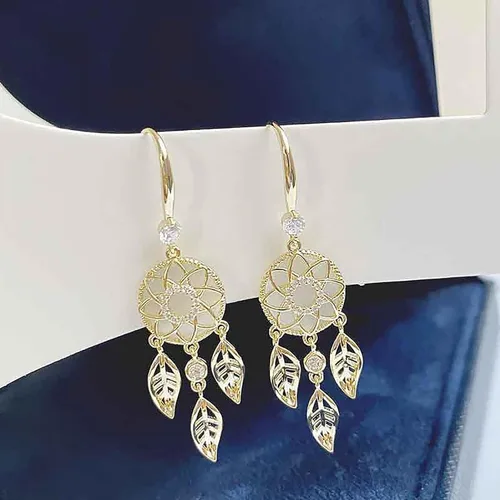 Vista 3 de Aretes de borla de cadena de lentejuelas de oro de 18 quilates con diamante brillante, aretes colgantes de borla de lentejuelas brillantes, aretes