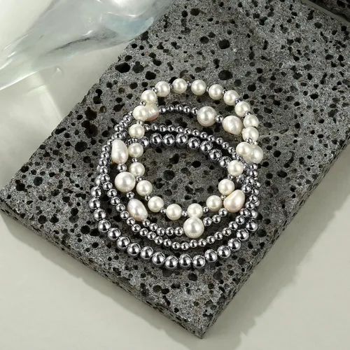 Vista 6 de Pulseras de cuentas de oro para mujer, perlas barrocas apilables, chapadas en oro de 14 quilates, pulsera de bolas elásticas para regalo de joyería