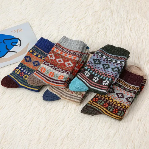 Vista 4 de Zando Calcetines de lana para mujer, calcetines atléticos de invierno, calcetines cálidos de lana merina, calcetines suaves y gruesos de media
