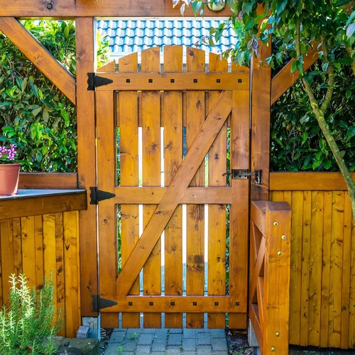Vista 8 de WellMade Pestillo para puerta de pulgar resistente, pestillos de puerta autobloqueantes y kit de mango de 9 pulgadas, herrajes de bloqueo de puerta