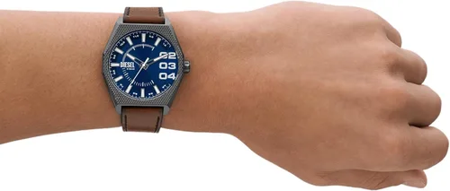 Vista 5 de Diesel Scraper Men's Watch with Stainless Steel Bracelet or Leather Band