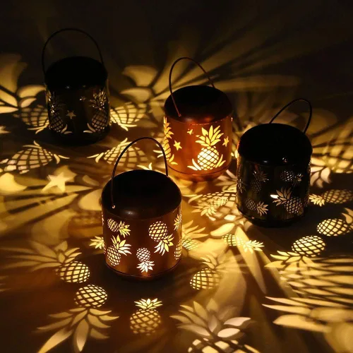 Vista 3 de Lixada Iluminación al aire libre LED alimentado por energía solar luz de césped ahuecado diseño de piña colgante lámpara de decoración de paisaje